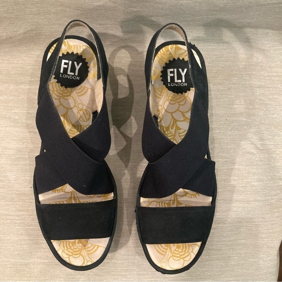 FLY LONDON Sz 40 Yaji Strap Pull On Comfort Stretch Crossover Straps Sandals - Picture 5 of 10